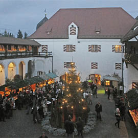 16. Romantischer Weihnachtsmarkt auf Schloss Kronburg