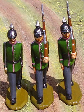 Trödelmarkt beim überdachten REWE Center Altenkirchen Trödelmarkt beim überdachten REWE Center Altenkirchen