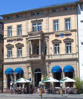 Frühstückstreff im Café Extrablatt Heidelberg Markt
