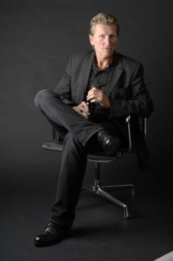 Uli Masuth – Ein Mann packt ein! Uli Masuth – Ein Mann packt ein!