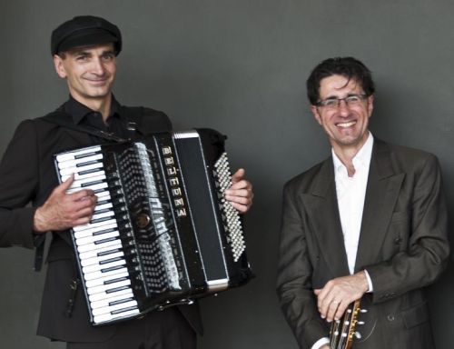 Musik zur Marktzeit und Weinverkostung Musik zur Marktzeit und Weinverkostung