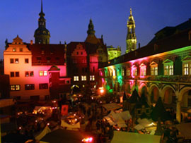 Der Dresdner Striezelmarkt